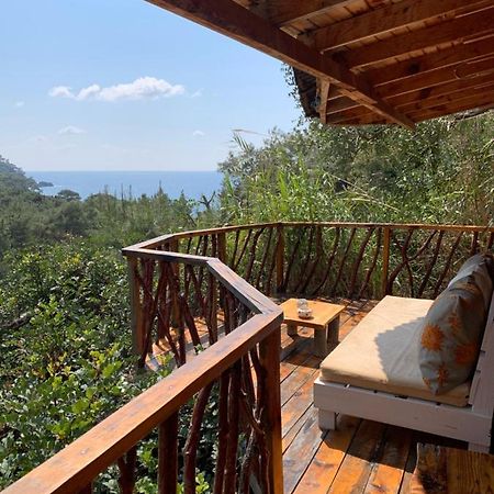 Bamboo Bungalow With Sea View In Kabak Bay, Oeluedeniz 페티예 외부 사진