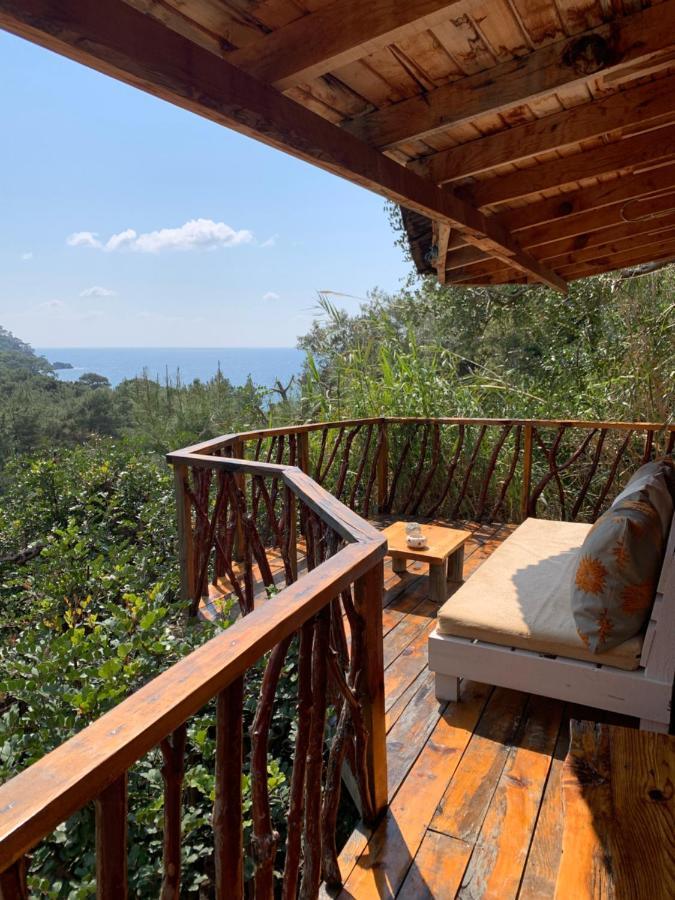Bamboo Bungalow With Sea View In Kabak Bay, Oeluedeniz 페티예 외부 사진