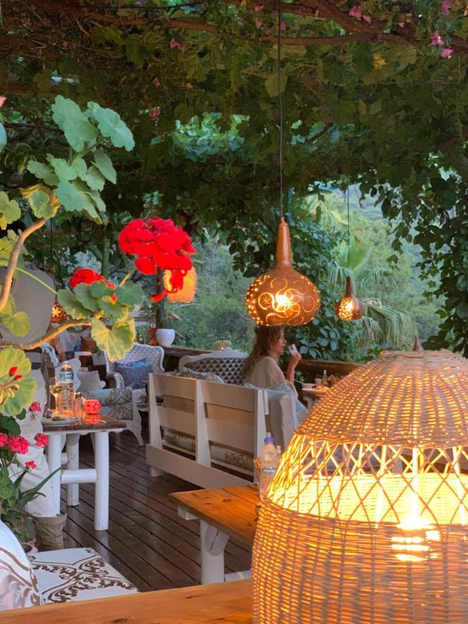 Bamboo Bungalow With Sea View In Kabak Bay, Oeluedeniz 페티예 외부 사진